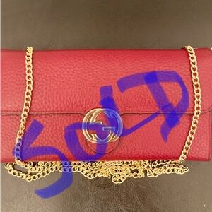Authentic Gucci Wallet with chain. Crossbody
